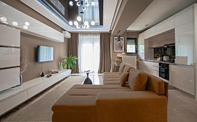 Sas 1 Luxury Apartments